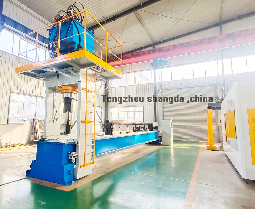 Auto straightening machine